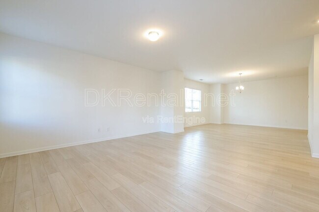 Foto del edificio - 131 Shelter Ln E