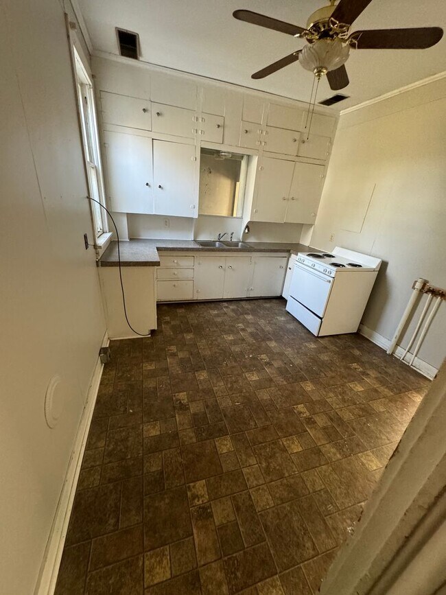 Foto del edificio - $725 - 2 bed 1 bath - Single Family Home