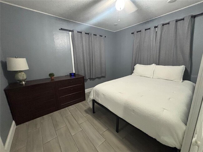 Foto del edificio - 3427 W Palmetto St