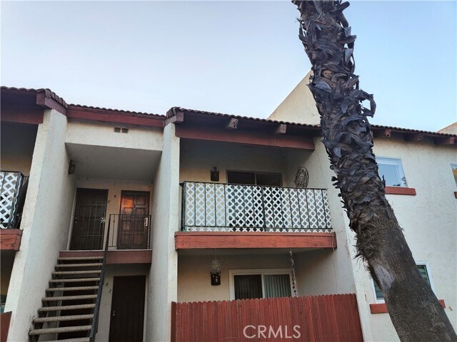Foto del edificio - 23629 Golden Springs Dr