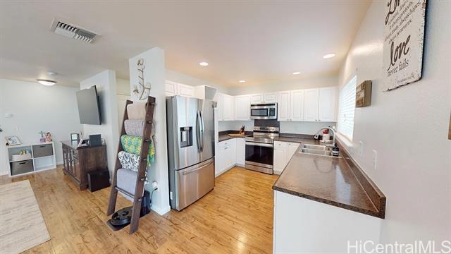Primary Photo - 87-1648-1648 Mokila St