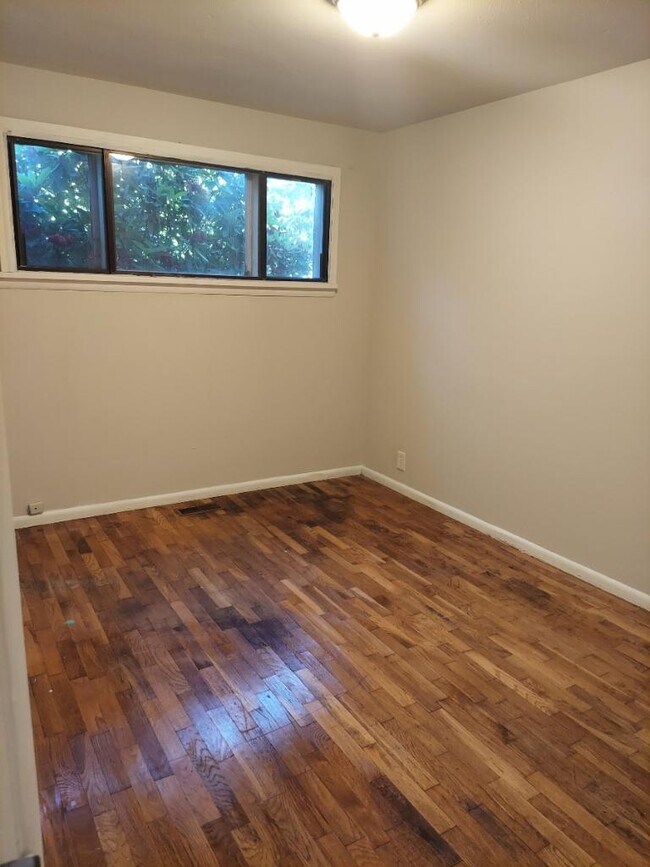 Foto del edificio - 1023 143rd Ave SE