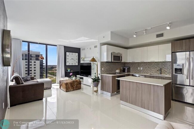 Foto del edificio - 5300 NW 85th Ave