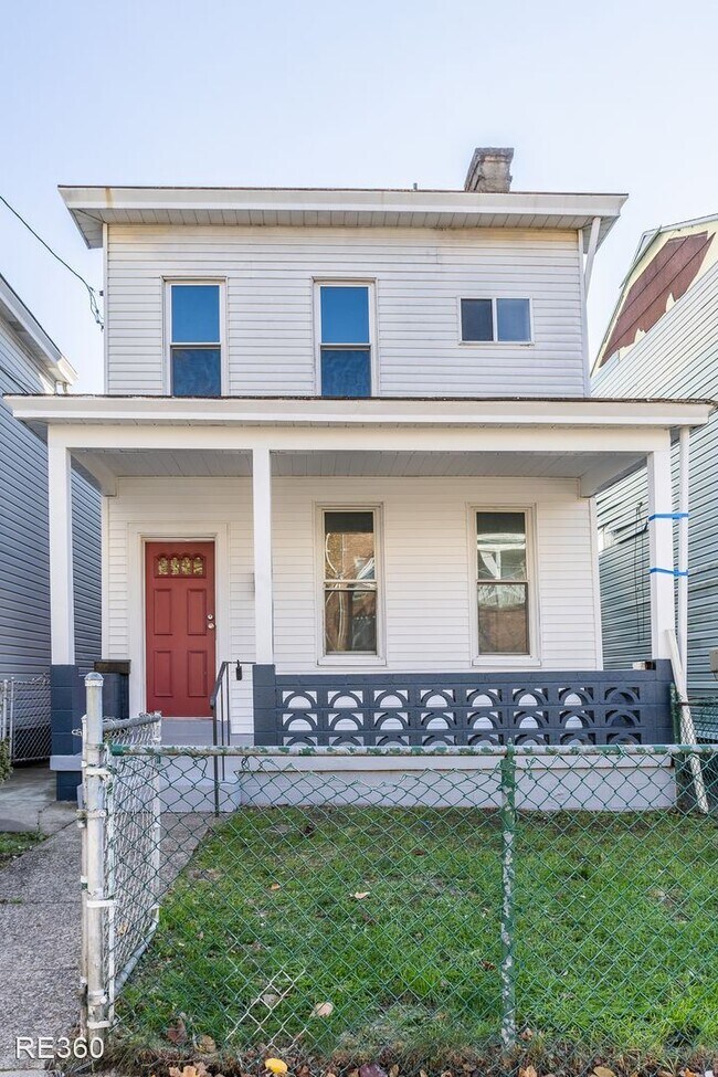 Foto del edificio - 4 br, 1.5 bath House - 624 Excelsior St Al...