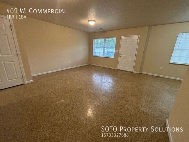 Building Photo - 409 W. Commercial-