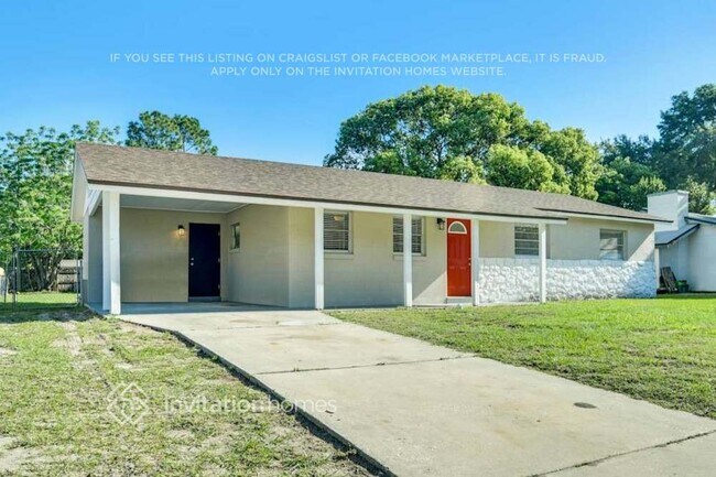 Foto del edificio - 3213 Sutton Dr