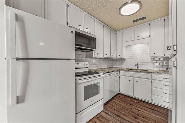 Foto del edificio - 1361 W Mc Neill