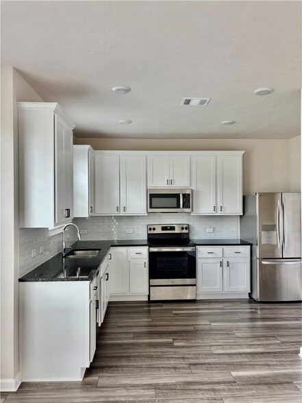 Foto del edificio - 4777 Native Tree Ln