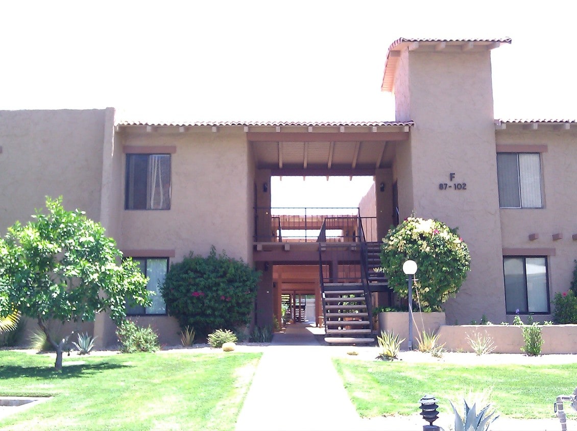 1050 Ramon Rd, Palm Springs, CA 92264 Condo for Rent in Palm Springs