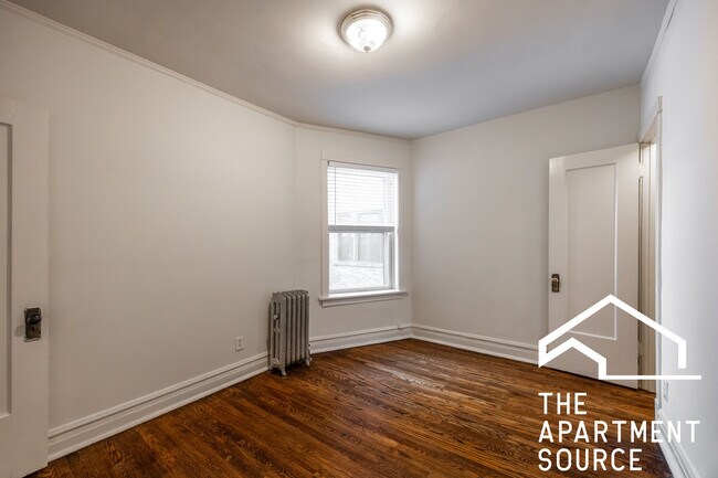 Foto del edificio - 1432 W Jonquil Ter