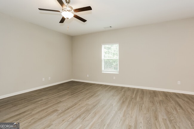 Building Photo - 518 Firethorn Ct