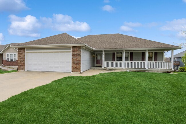 Building Photo - 5719 Crysler Ave