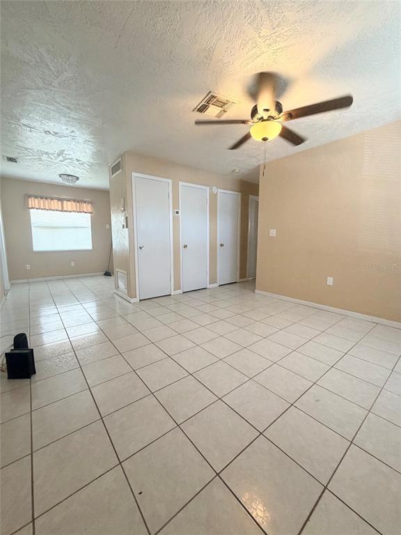 Foto del edificio - 5425 Karen Ct