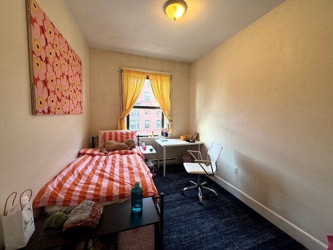 Foto del edificio - 616 Columbus Ave