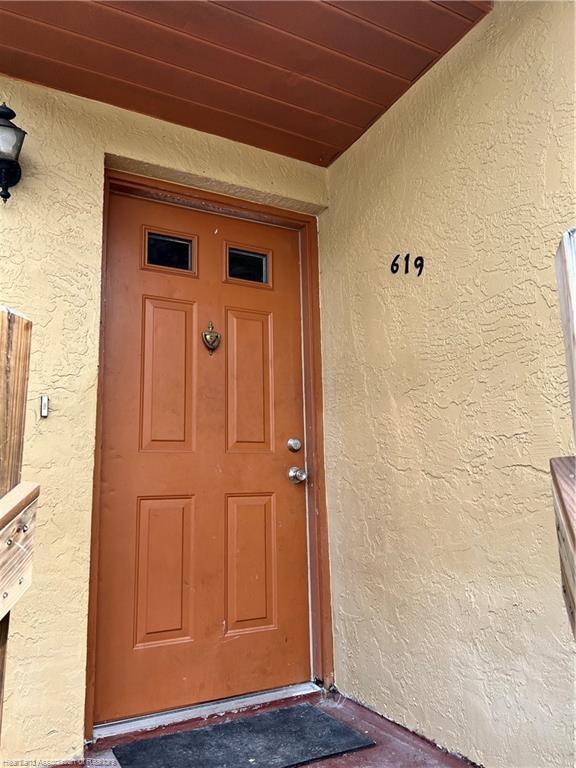 619 Manor Cir, Sebring, FL 33872 Condo for Rent in Sebring, FL