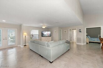 Building Photo - 3418 SE 19th Ave Building Photo - 3418 SE 19th Ave