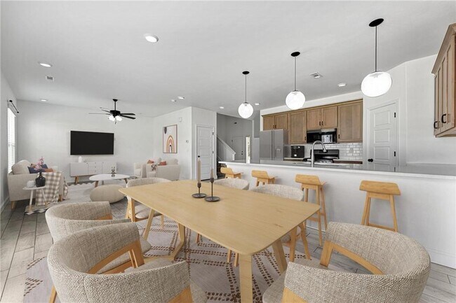 Foto del edificio - 2090 Wildflower Dr