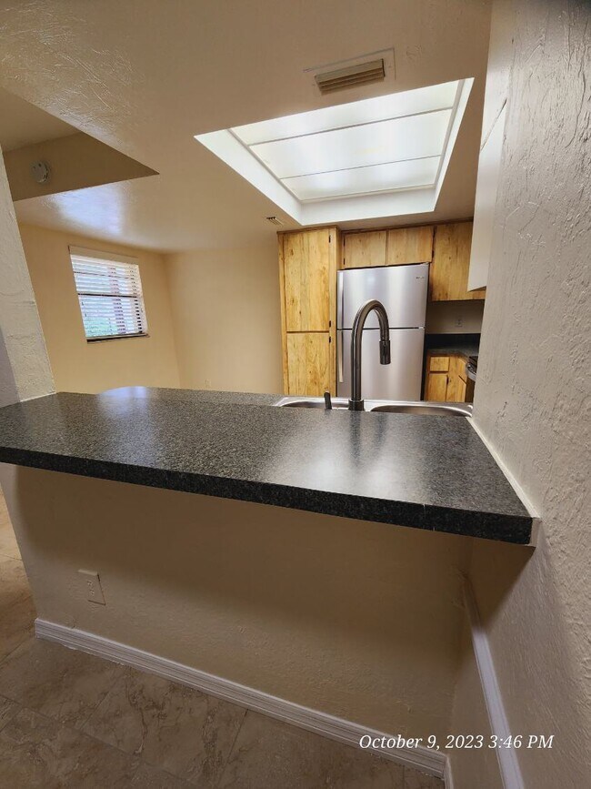 Foto del edificio - 6108 Whiskey Creek Dr