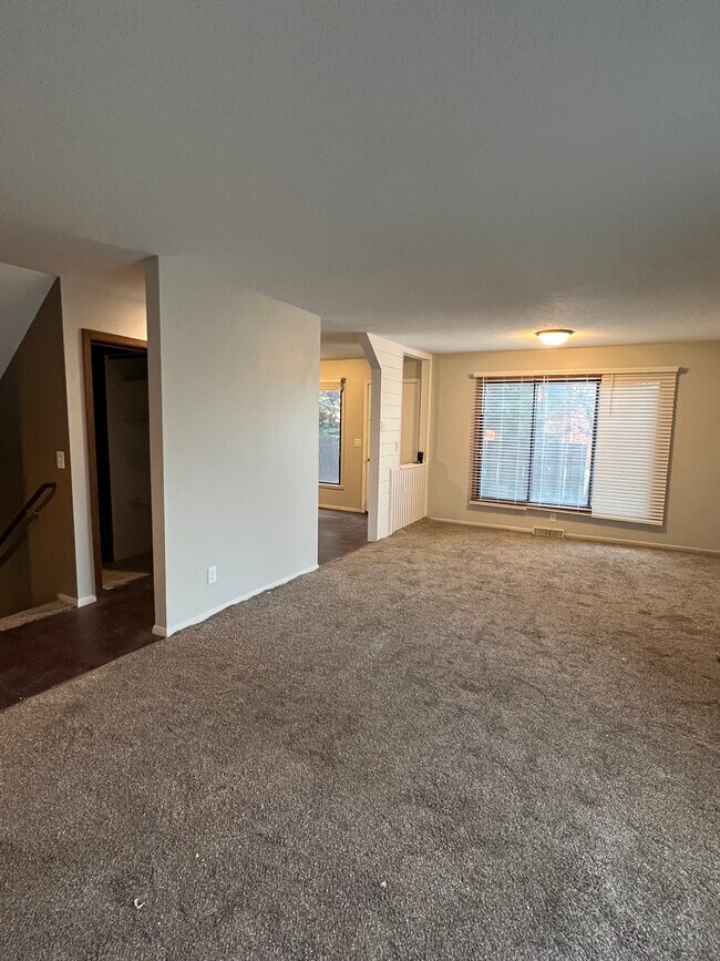 2239 4th Ave S Unit 2239, Moorhead, MN 56560 Condo for Rent in