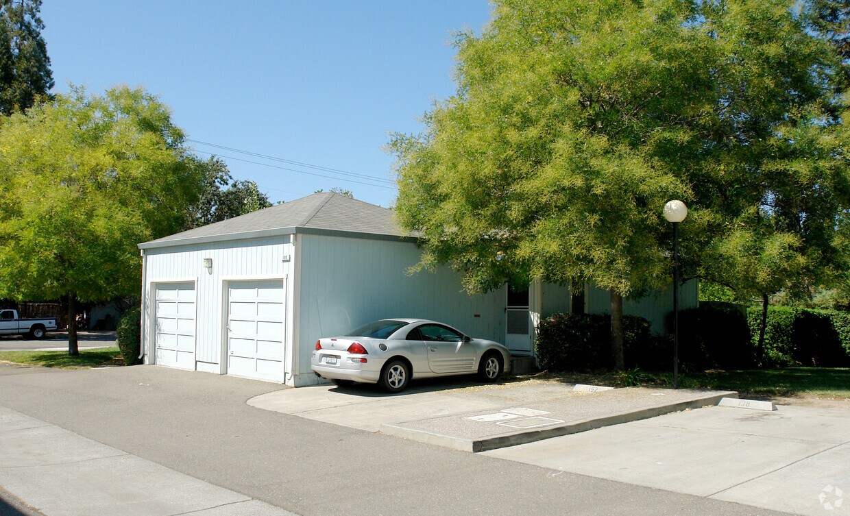 Primary Photo - 150-152 3rd St