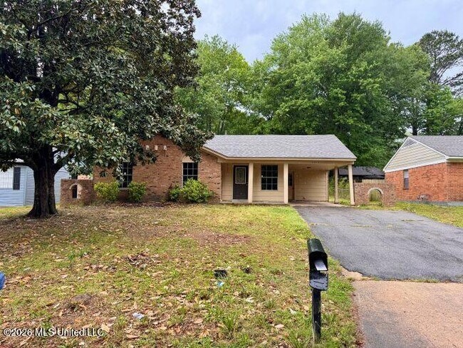 Building Photo - 6475 Forest Glen Dr