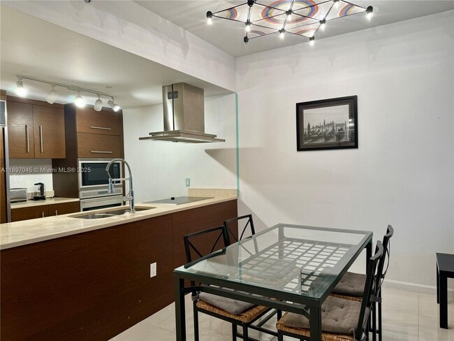 Foto del edificio - 485 Brickell Ave