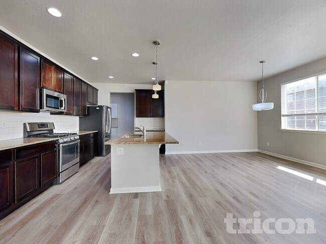 Foto del edificio - 19760 E 61st Dr