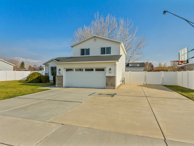 Foto del edificio - Newly remodeled home in Lehi!