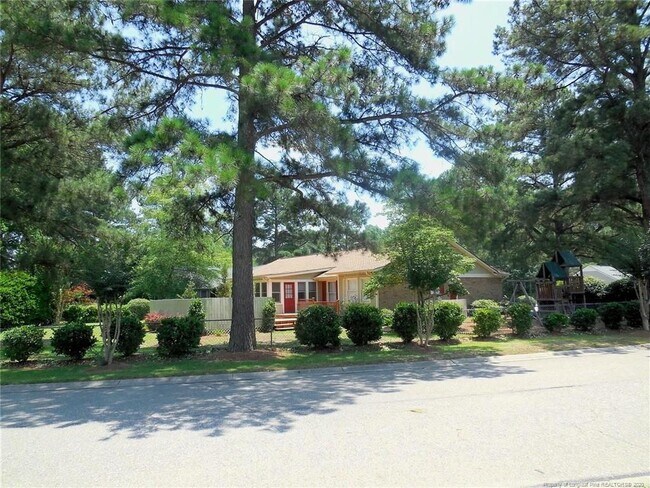 Foto del edificio - 238 Viking Dr