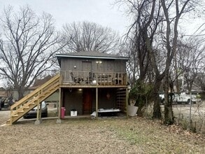 Building Photo - 716 N 18th St