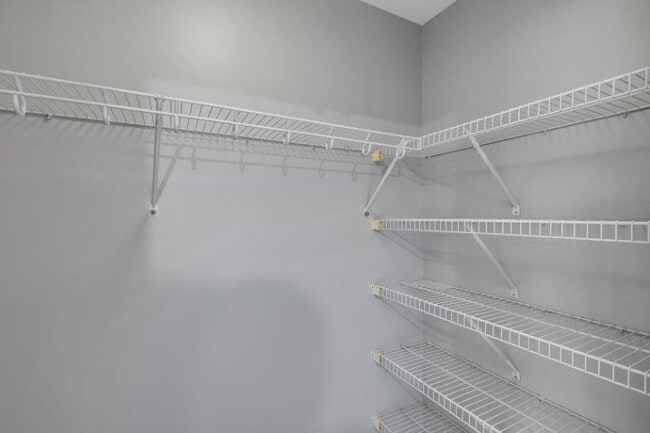 Building Photo - Haven West