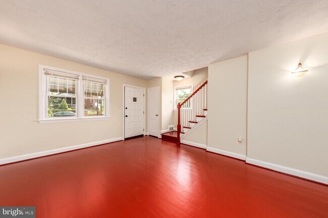 Building Photo - 548 Foxhall Pl SE