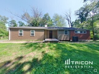 Building Photo - 408 Meadowhurst Ln
