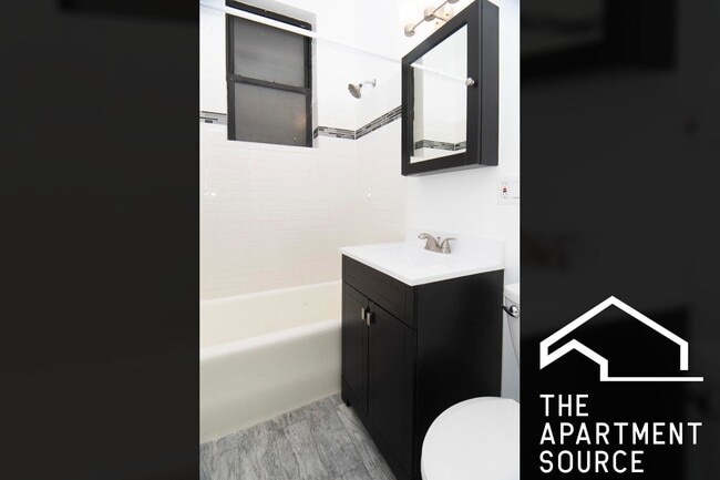 Foto del edificio - 3346 N Marshfield Ave