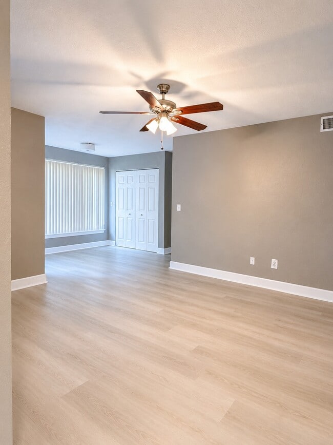 Building Photo - 5124 Conroy Rd