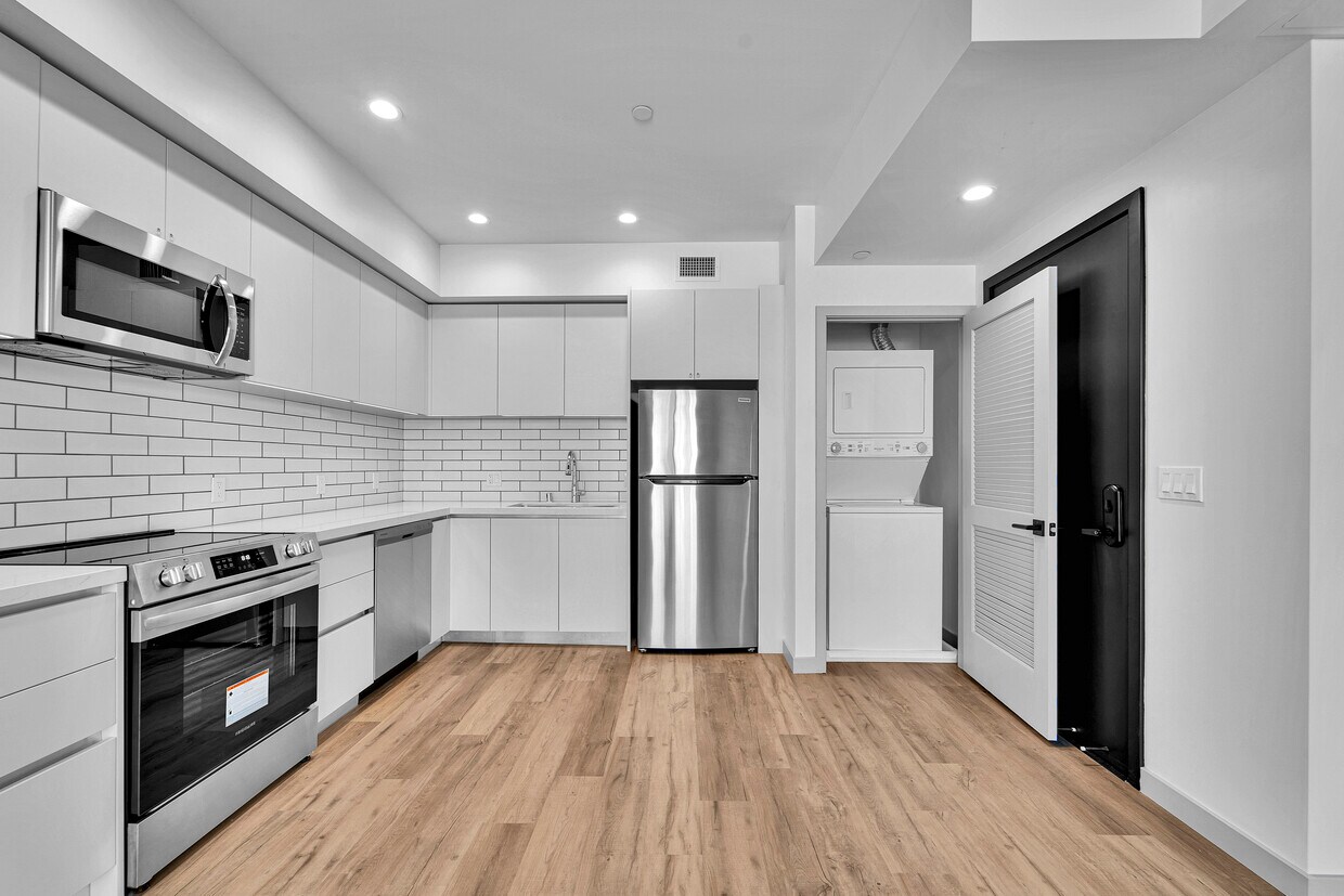 Foto principal - 1240 Magnolia Ave