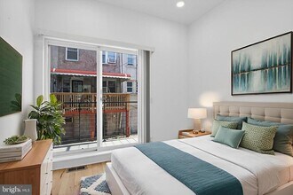 Building Photo - 1445 S 32nd St