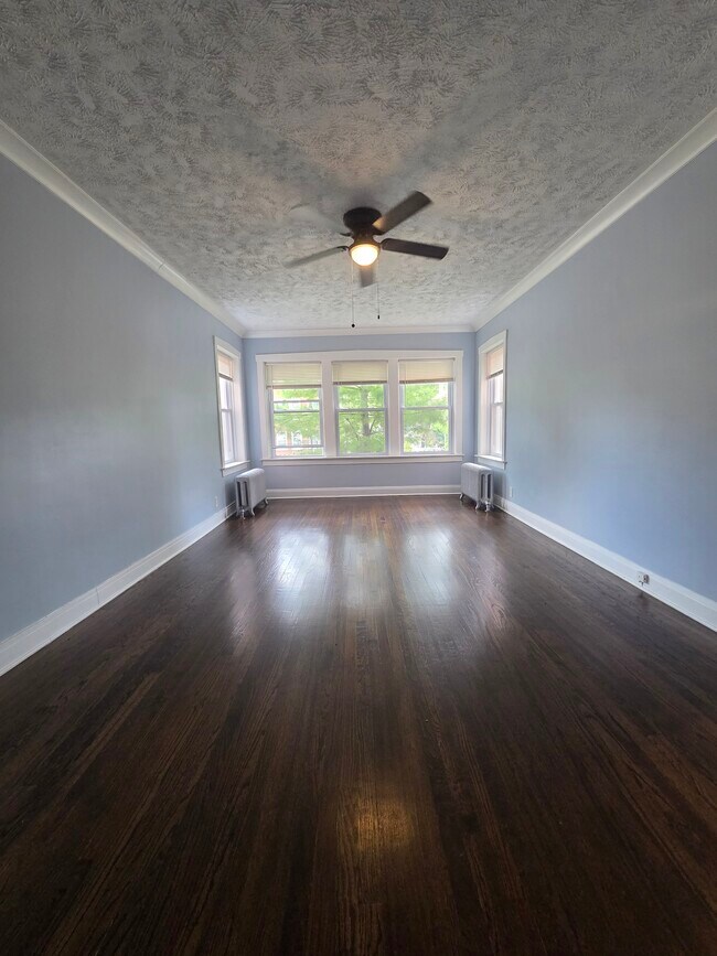 Sala de estar - 2605 W 65th St