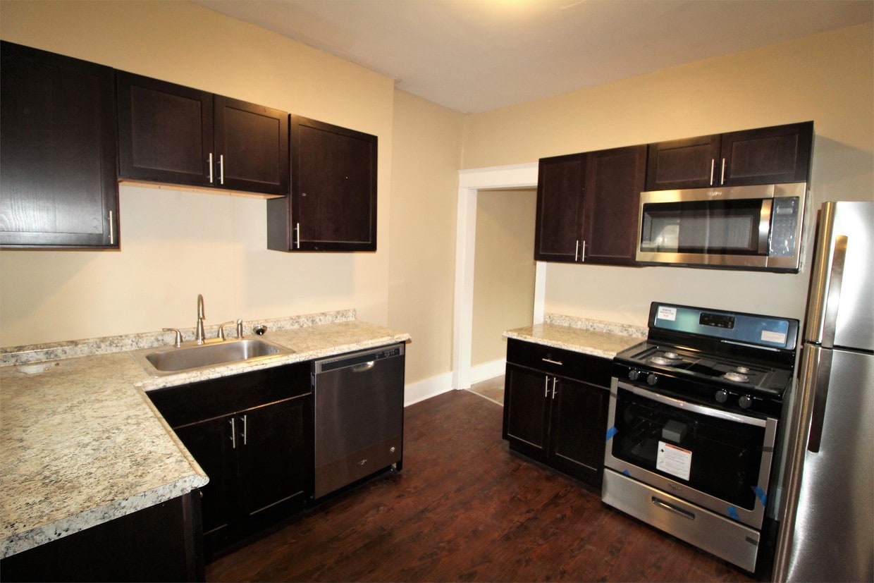 Primary Photo - 25 N Harrison Ave