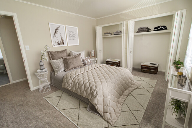 Dormitorio Spice - Meadowfield Townhomes