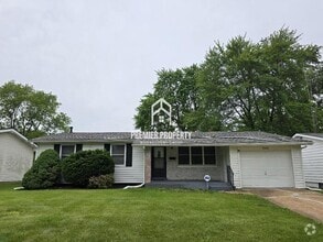 Building Photo - 2545 S Park Ln