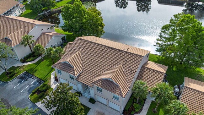 Foto del edificio - 7117 Strand Cir
