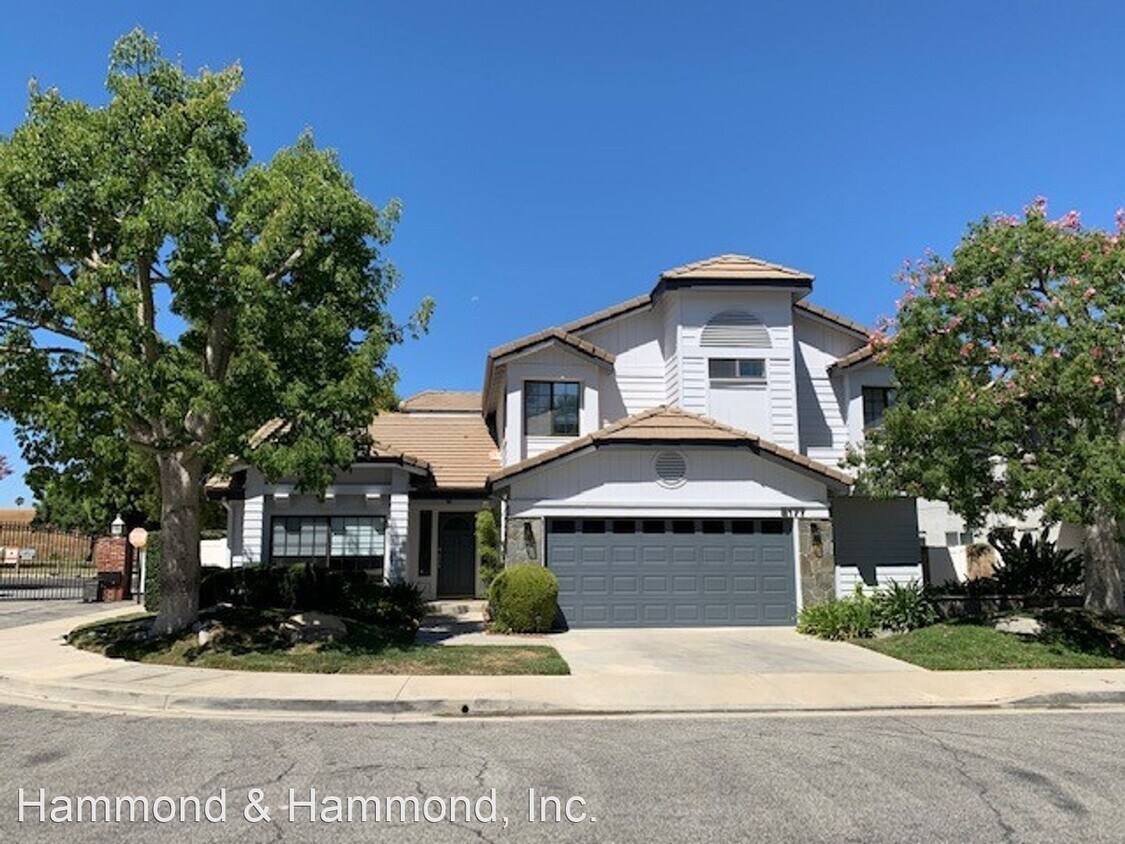 Foto principal - 5 br, 3.5 bath House - 5177 Brian Ln.