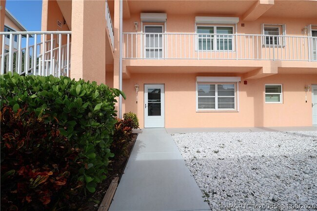 Foto del edificio - 2950 SE Ocean Blvd