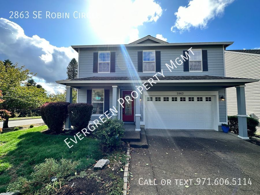 Primary Photo - 4BD/3BA house is ready to become your sanc...