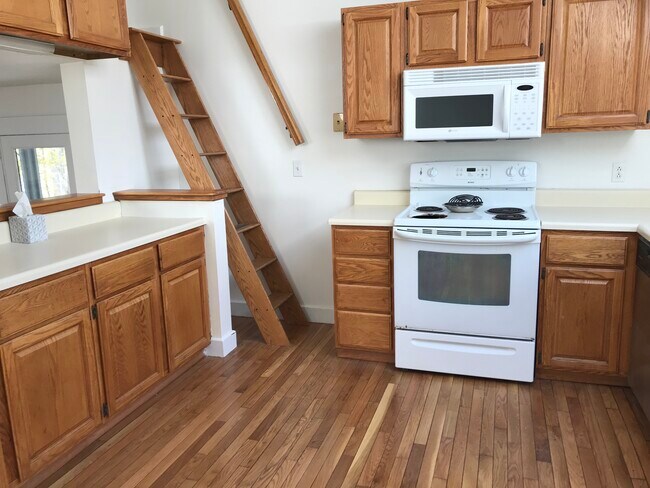 kitchen - 15 Mastro Ln