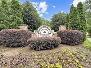 Building Photo - 1274 Stephens Pond View