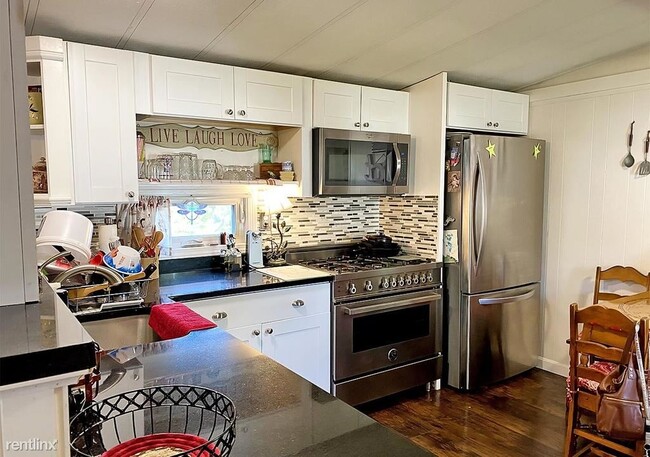 Building Photo - 4 br, 2 bath House - 1003 Oakhill Ave Unit 2