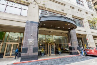 Building Photo - 200 N Dearborn St