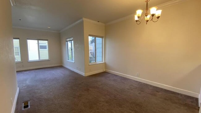 Foto del edificio - 3 bedroom in San Francisco CA 94118